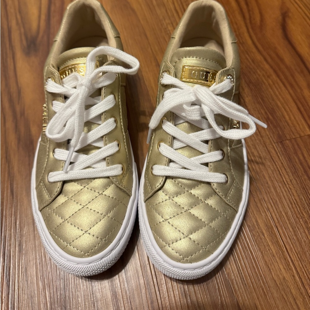 Guess Sneakers